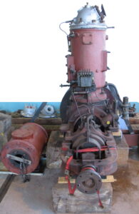 Scheepsmotor met keerkoppeling 
(Kromhout Motoren Fabriek)
Door ruiling verkregen in 2019